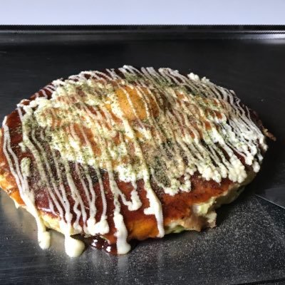 岡山県美作市の大阪お好み焼まっちゃん店主のまっちゃんです!申し訳ございませんがお席のご予約はうけつけていません。