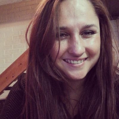 Mnica99489296's profile picture. Profesora