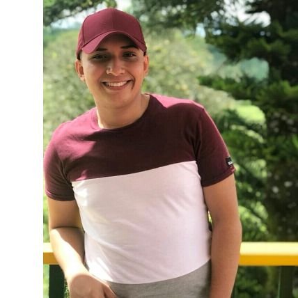Estudiante de Derecho ⚖📚
Armenia, Quindio / Colombia 🌎