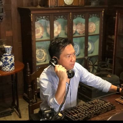 Dr.Thawatchai Prommaporn, Fixed-income derivatives quant. Interested in mathematics of PDE, SDE, Brownian motion, martingale, risk management, and trading.