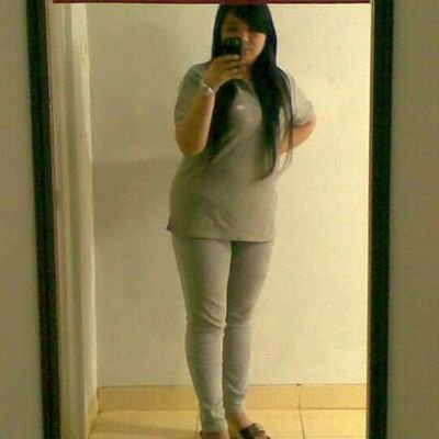 Vina30489978's profile picture. Senyumin aja