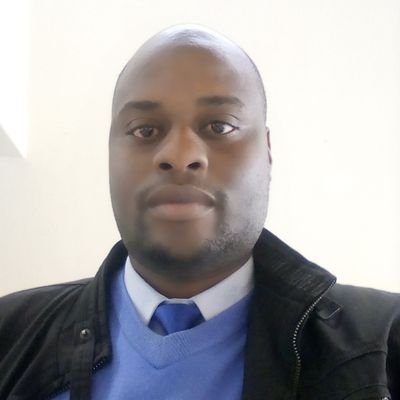 LeonardKanhuka2's profile picture. Concerned Citizen #ilovezim