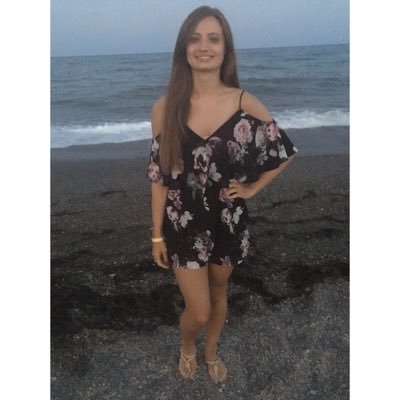 emzii_gooders's profile picture. Contemporary Dancer and Sport enthusiast 🏊🏻‍♀️BSc Hons Exercise and Health 👯💪🏻