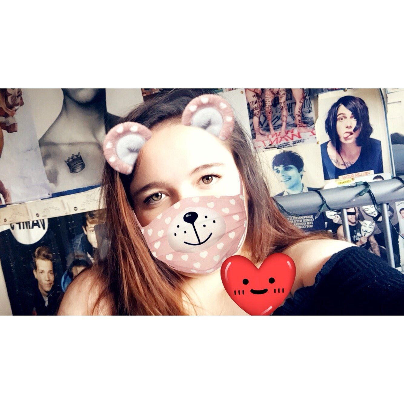 FifiDanielle_xo's profile picture. 17 // swansea🌸