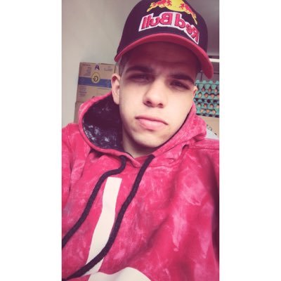 ApparicioVictor's profile picture. 