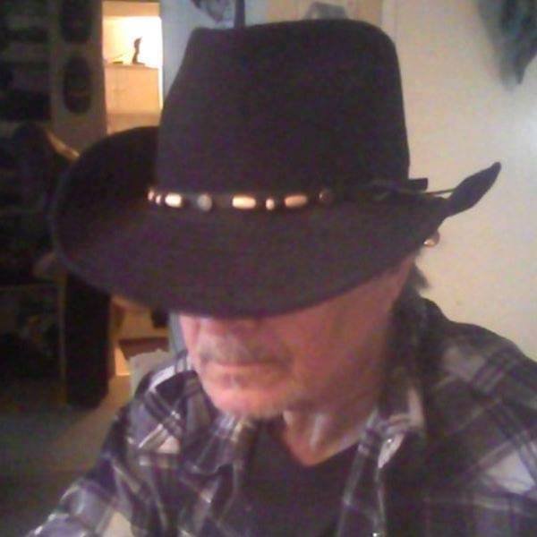 wallacejrconno1's profile picture. love nascar and pickup trucks