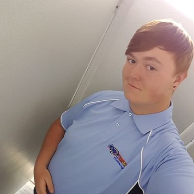 taken/vaper/17 years old/singer/work at speedworth motorsports and ITFC/Hannah❤😘😍.