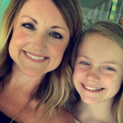 Christian, Writer, Educator, Wife, & Mommy of 3 🐚