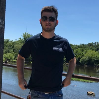 CominioJosh's profile picture. Instagram cominio_josh