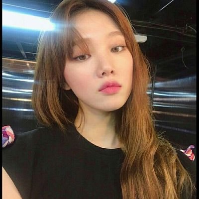 Model and actress from south korea • bad version of Lee Sungkyung but can be cute sometimes • getin dirty • OOCRP
