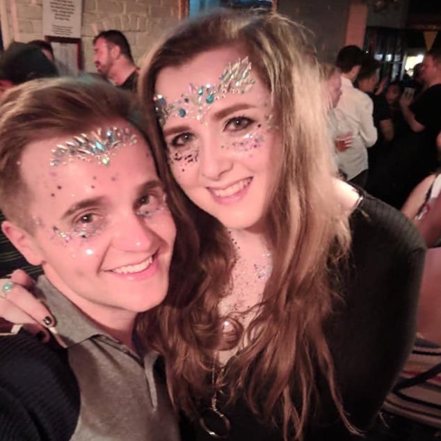 StephLeszman's profile picture. Sarcastic, cynical and tall.