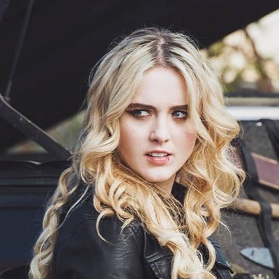 I’m a little gay for Claire Novak and she’s a little gay for Kaia Nieves || Fan acc || Feel free to submit a quote or even just talk! ||