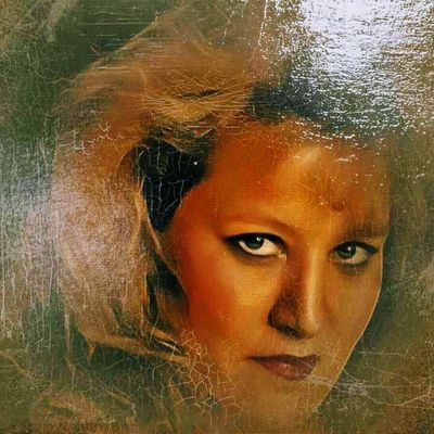 Robynsroses's profile picture. 