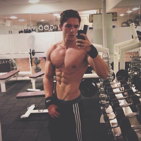 Brown3078B's profile picture. I'm a SoCal desert dwelling, liberal, Bernie supporting, k.d. loving, hula dancing, femme, yogini, grateful to be living a very full and happy life! : )