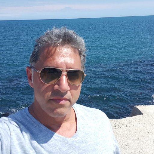 RobertM80763842's profile picture. 🥰🥰🥰🥰🥰