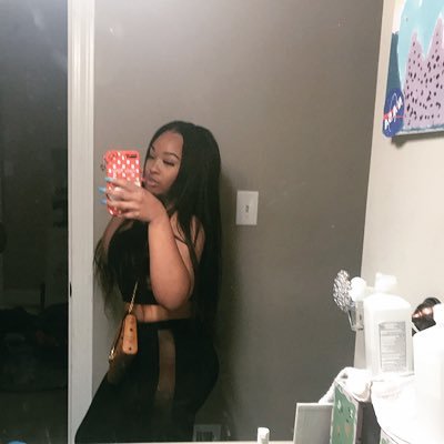 PlayaAssKyra's profile picture. quit lurking bitch.