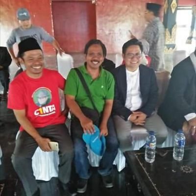 SadariahSidiq's profile picture. Santai aja bersama membangun desa
