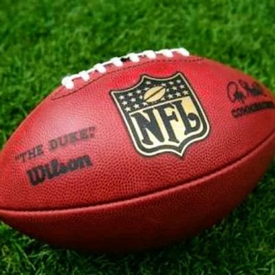 都内在住 高校生です
アメフトやってます! 🏈
NFLはパッカーズ!
Bリーグにハマリ中
#アメフト #NFL #Bリーグ