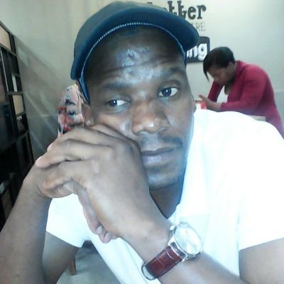 mthi75's profile picture. oska wara,mamelodi sundown,u will never walk alone,deep house muzic,hustler,skobo,it tech.I follow back kannete