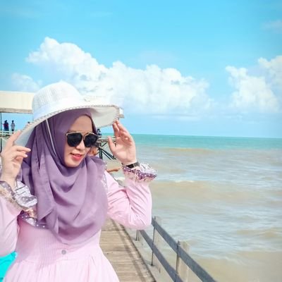 Mia Pieda https://t.co/KbTFcPdZC9.Keb, 
~Cipta CERITA dengan KATA~