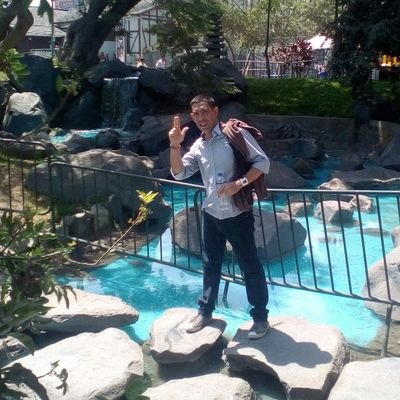 carlosraulvera's profile picture. 