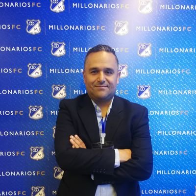 Comunicador Social y Director de Operaciones de agencias BTL. Co-fundador de @PasionAlbiazulO Hincha de @MillosFCoficial y de las empanadas 💙