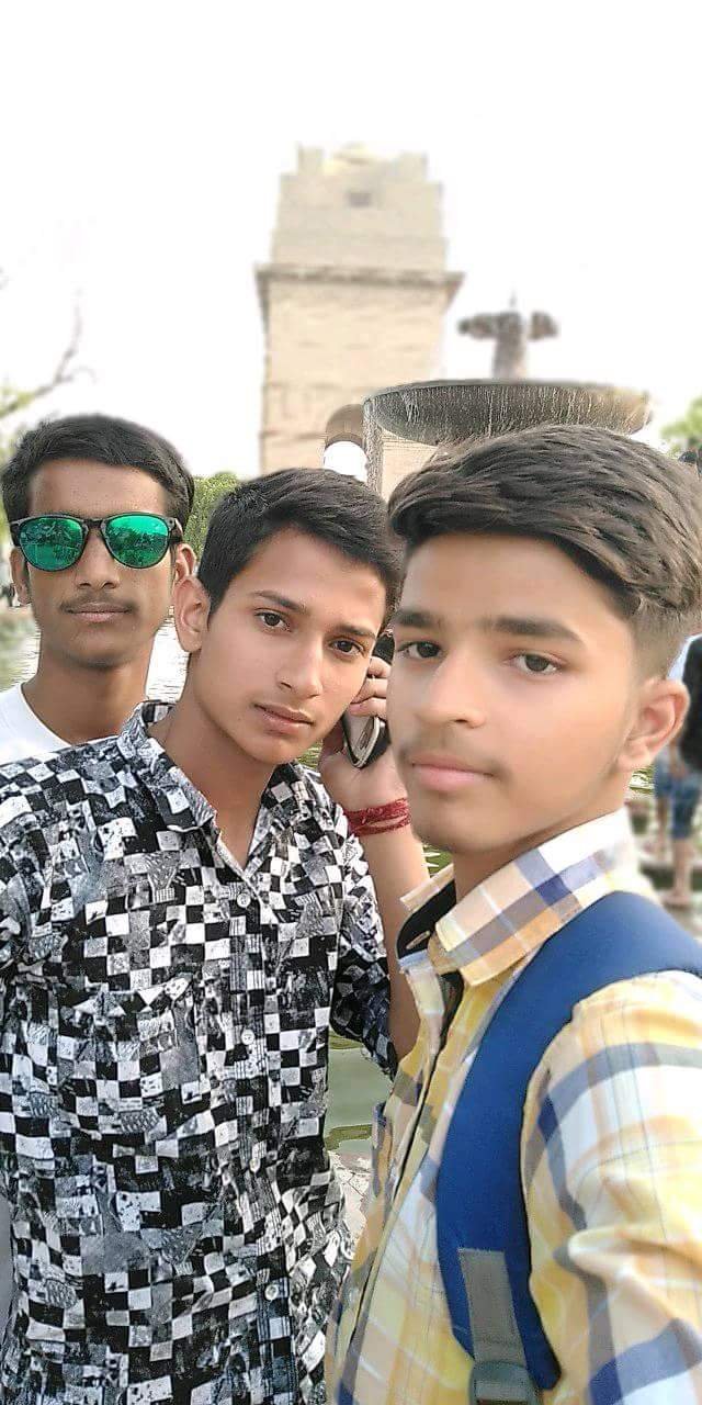 Akayush4's profile picture. 