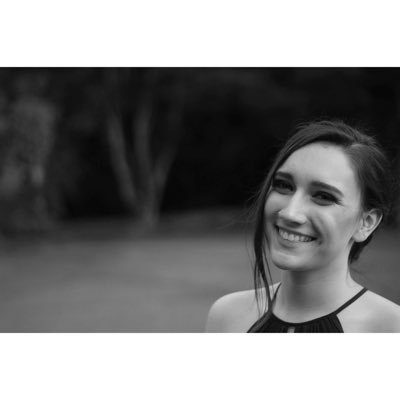 emmma_mooon's profile picture. faith • family • happy •