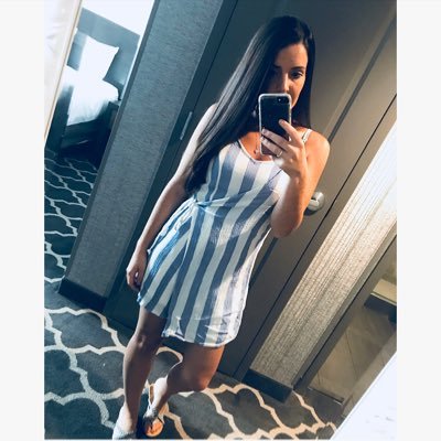 rachaelward278's profile picture. 💛