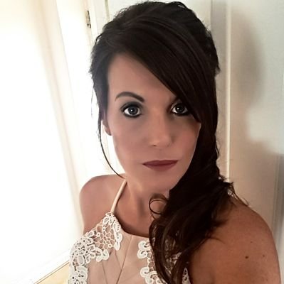 rkbowkett's profile picture. What doesnt kill you makes you stronger #crohnie#teamibd #pma. music lover x