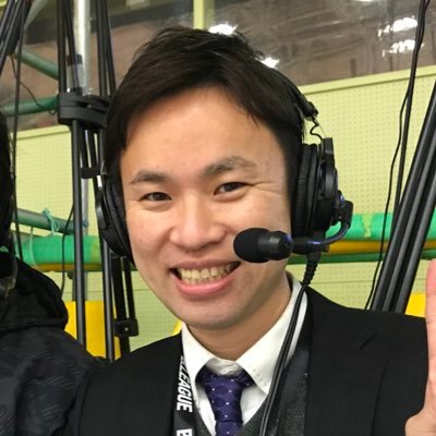 横田光幸（元テレビ信州・青森テレビ）／【実況】⚽Ｊリーグ🏀Ｂリーグ🤸体操（元体操部）🏓Tリーグ・カーリングなど／【話し方講座】マンツーマンレッスン ／【MC】🏐VC長野トライデンツ会場MC ／【出演】📺ティーズＨＯＴステーション・木18時～ 📻やしの実ＦM「What's a Pass!!」金19時～