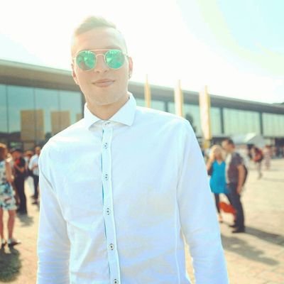 OZurlinden's profile picture. • All about the mindset
• Visonary
• Football Player 
 #Borntobe