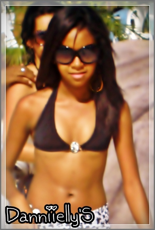 DannyzynhaSants's profile picture. Amoroza,Carinhosa,Meiga,Nervoza e ama o justin bieber!