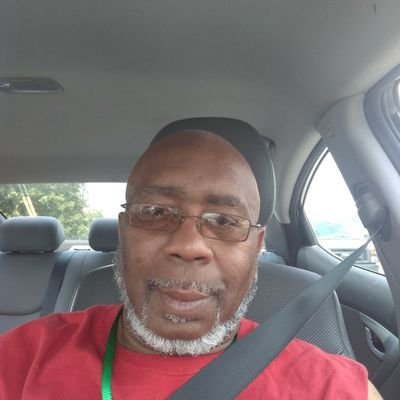 trudat42's profile picture. 