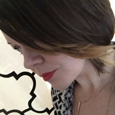 crystalb01's profile picture. staying informed and aware ~ non omnis moriar