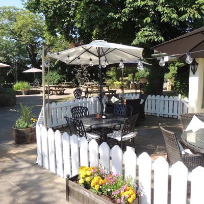 Boutique Country Hotel with classic grill restaurant, locals bar with great local dishes, Function Suite for 100 people and a beautiful beer garden.