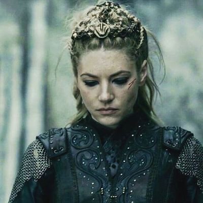 When Cerys came to lead, a shield maiden I became. To fight, to win, to honour and to thrive. For ｄｅａｔｈ does not, and will never, ｄｉｓｃｒｉｍｉｎａｔｅ. | RP, TW. 16 +