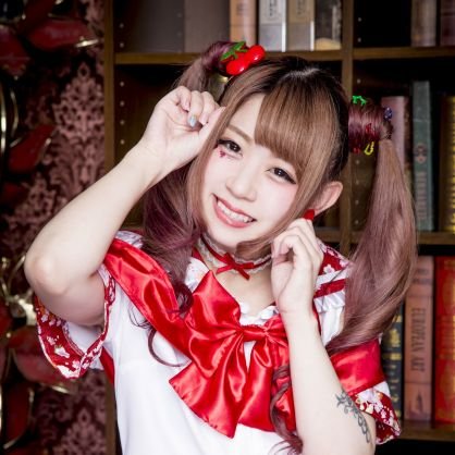 必殺エモモモモ!!ありがとう。
2017年8月20日始動~2019年1月20日✨真ん中赤色ツインテツンツンにゃーでした🌼またこちらで会いましょう💓🎙️@vo_mikuru