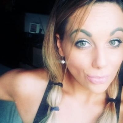 robinlynn74's profile picture. Aurora St. Luke's Medical Center
Chamberlain University 
BSN-September 2018