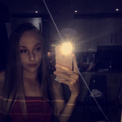 chlofranciosy's profile picture. 