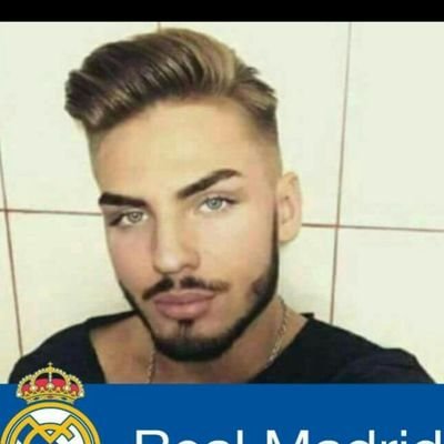 Amir25886001's profile picture. 