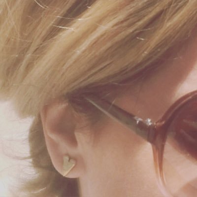 reflectionmomma's profile picture. Celebrating motherhood, marriage and life’s midlife moments