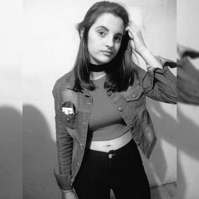 esperanza12456's profile picture. nunca te culpes por sentir. 🌹