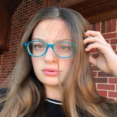 ✧ full time queen ✧ beauty school dropout 👼🏻 actress 🌊 // bookmad🍵 // aquarius🏹