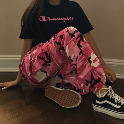 Paulitap_s's profile picture. Mineira, 20 anos, biotecnologa, bióloga por amor... ♡ Dona da página: Diluase