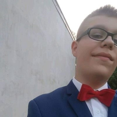 Mateusz71636473's profile picture. Osoba uwielbiająca ciężką muzykę i granie na instrumentach. W wolnym czasie napierdala w CS'a.
