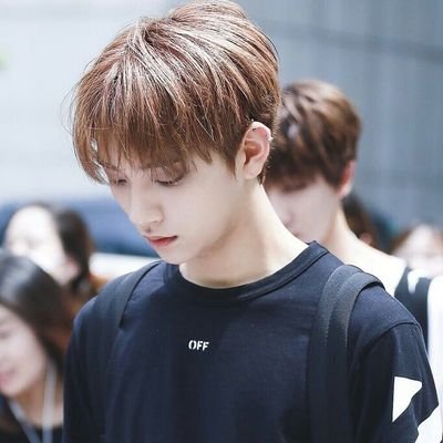k_pop_saran1001's profile picture. SEVENTEEN 정한/조슈아  # Carat 防弾少年団 Jungkook  SUGA   #Army





     #韓国 🇰🇷