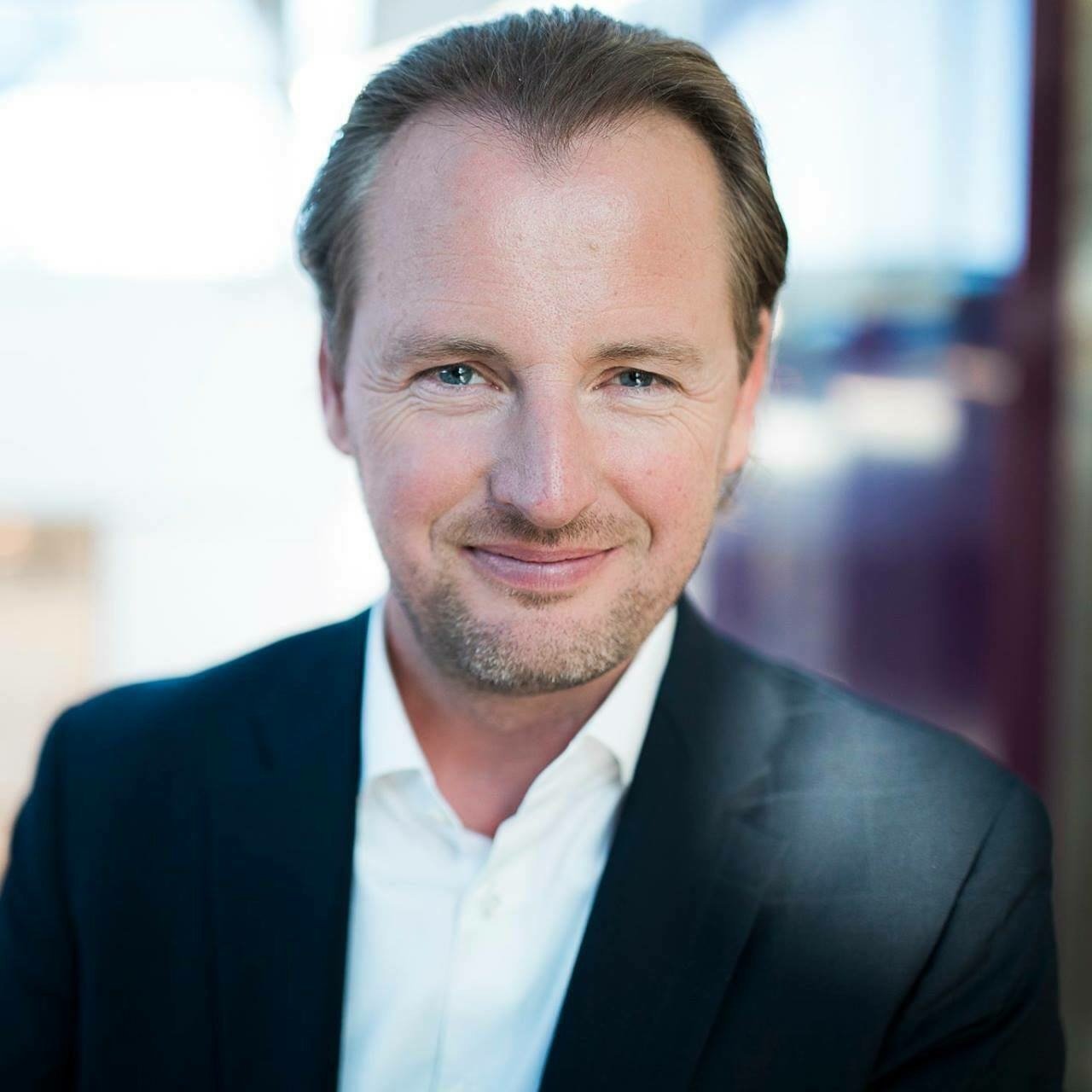 Edgargolubey's profile picture. Moderator of @techdesc. Tech director; Covering Technology updates since '92; And, yes, I tweet about Health too.