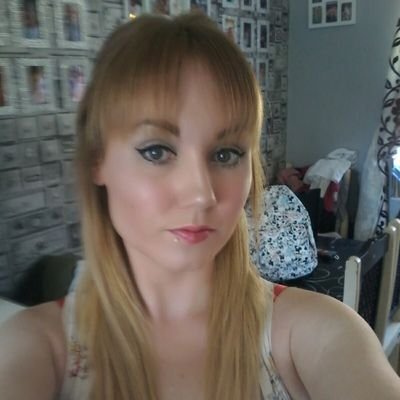 creativekaylee4's profile picture. creative art and crafts