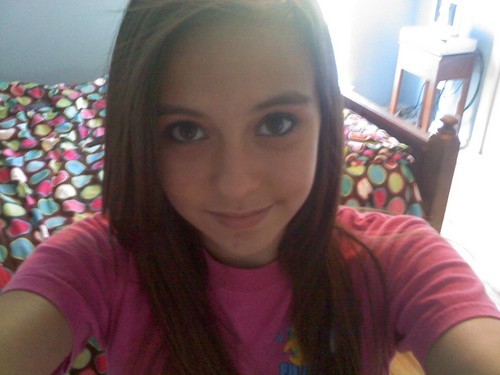 iluvJustinBieb_'s profile picture. Im 13....i LOVE Justin Bieber;),and♥:)Im a belieber(:♥